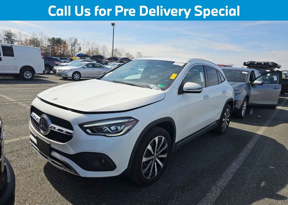 White 2023 Mercedes-Benz GLA 250 FWD SUV / Crossover Front-Wheel Drive 8-Speed Dual Clutch