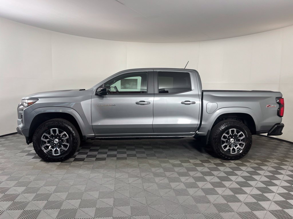 Thumbnail: 2026 Chevrolet Colorado - 2