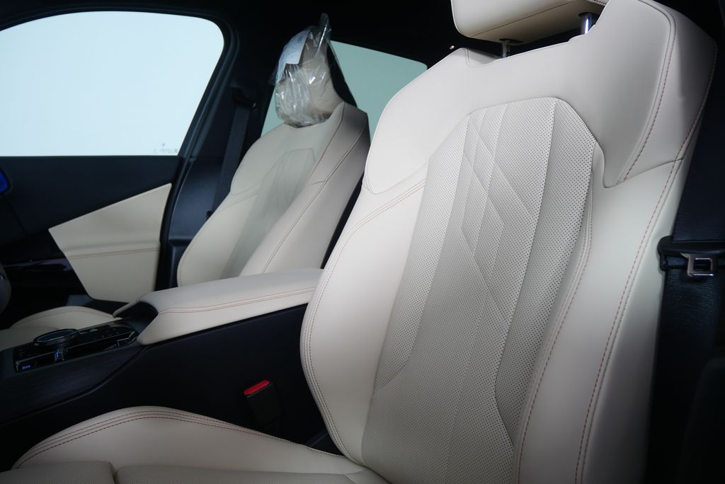 Thumbnail: 2026 BMW X3 - 10