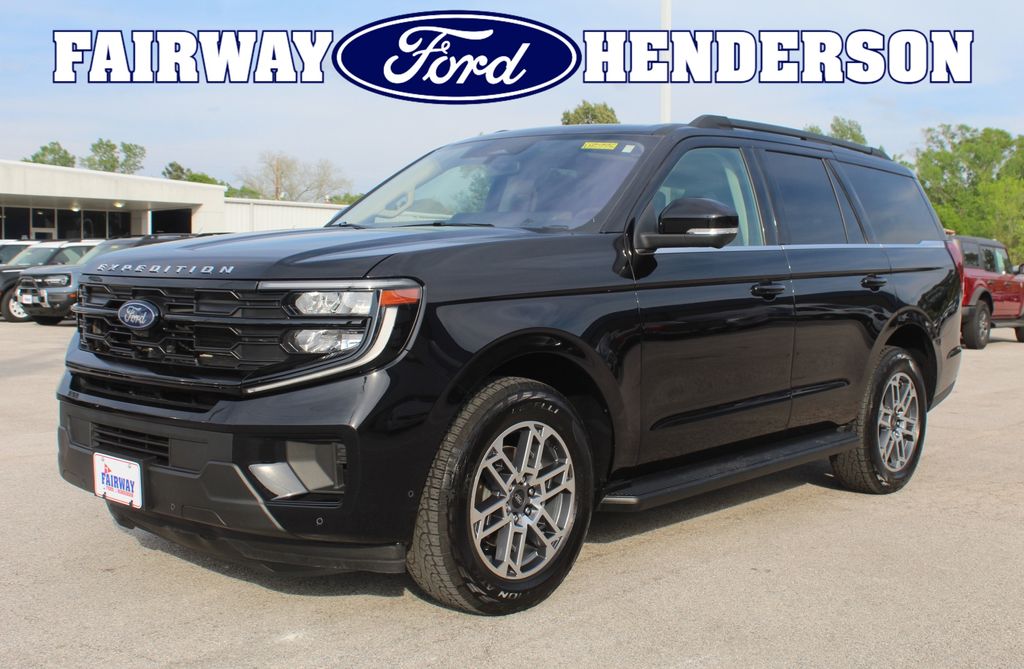 2025 Ford Expedition Active 4WD