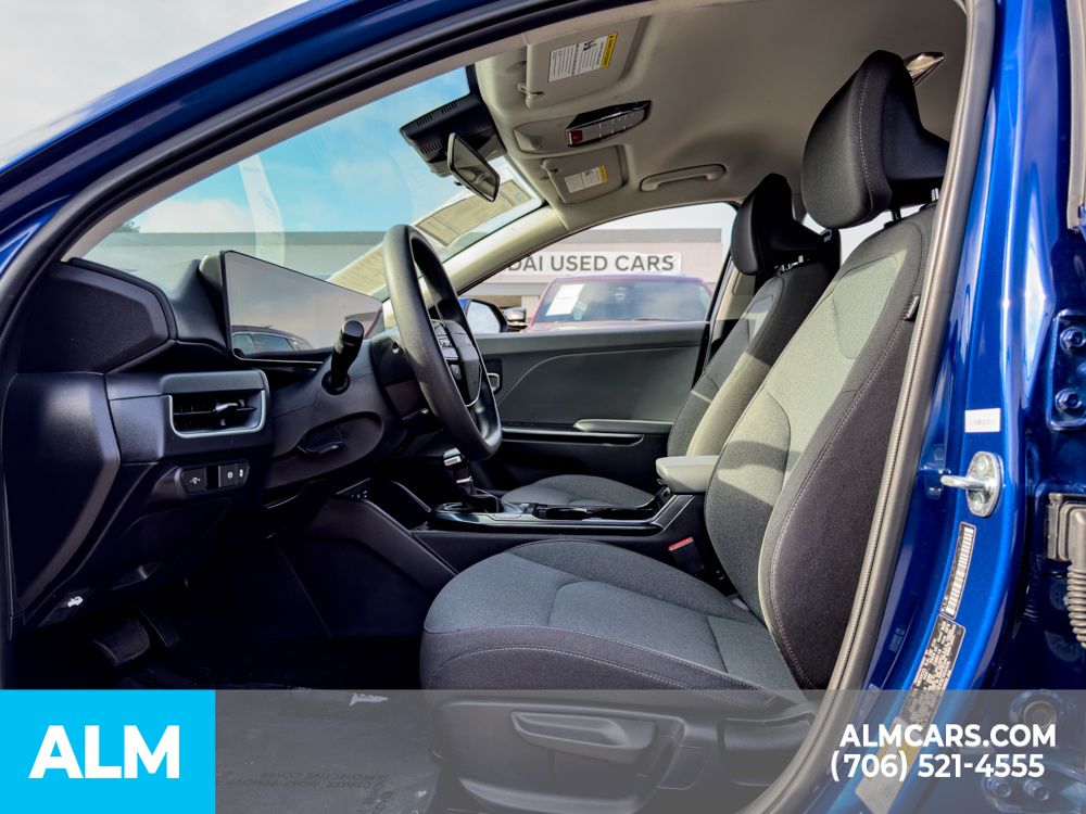 Used 2025 Blue Kia LXS image 12