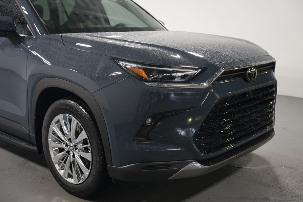 Thumbnail: 2026 Toyota Grand Highlander - 4