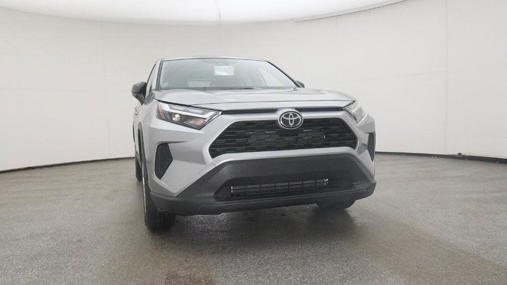 Thumbnail: 2025 Toyota RAV4 - 6