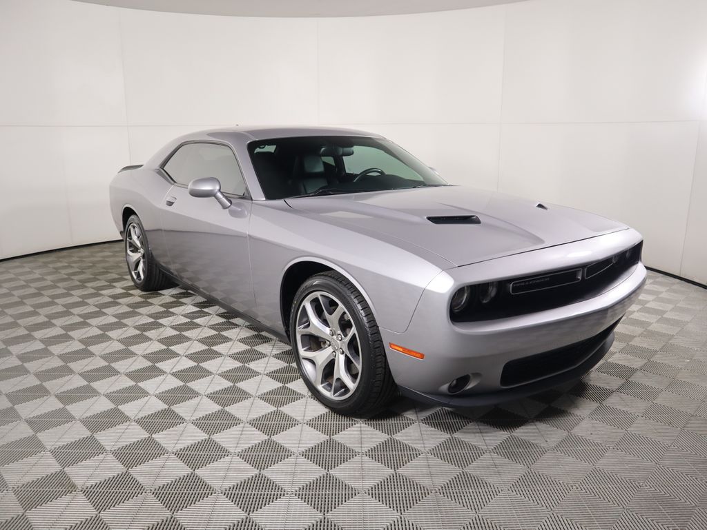 Thumbnail: 2015 Dodge Challenger - 3