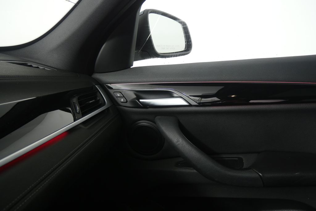 Thumbnail: 2021 BMW X1 - 11