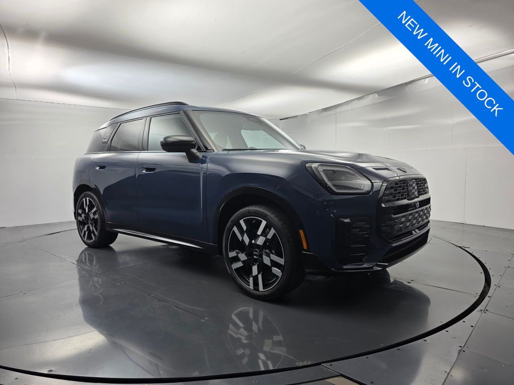 2027 MINI Cooper S Countryman Iconic Trim