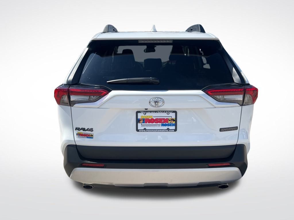 2022 Toyota RAV4 Adventure photo