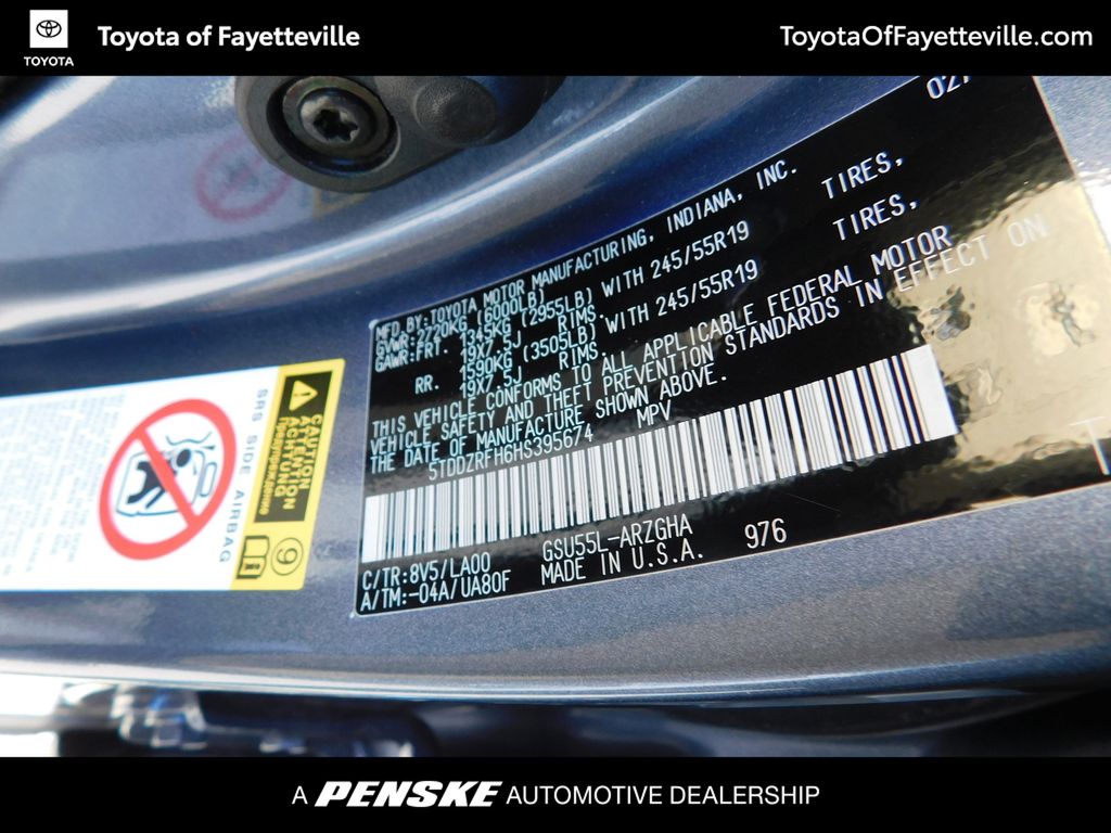 Thumbnail: 2017 Toyota Highlander - 11