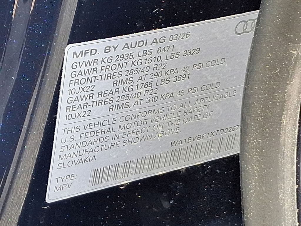 Thumbnail: 2026 Audi Q8 - 11