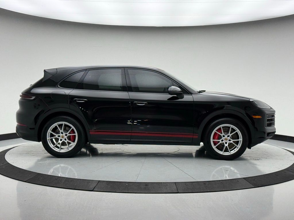 Thumbnail: 2024 Porsche Cayenne - 8