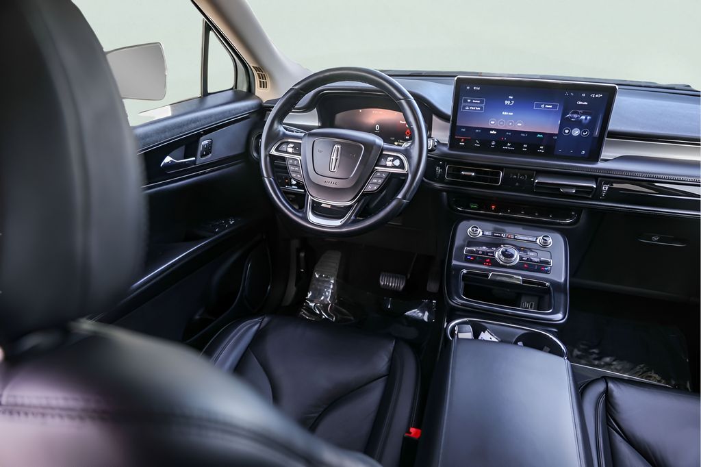 Used Car 2021 Lincoln Nautilus  Standard For Sale Under $30,000 In Austin, Texas