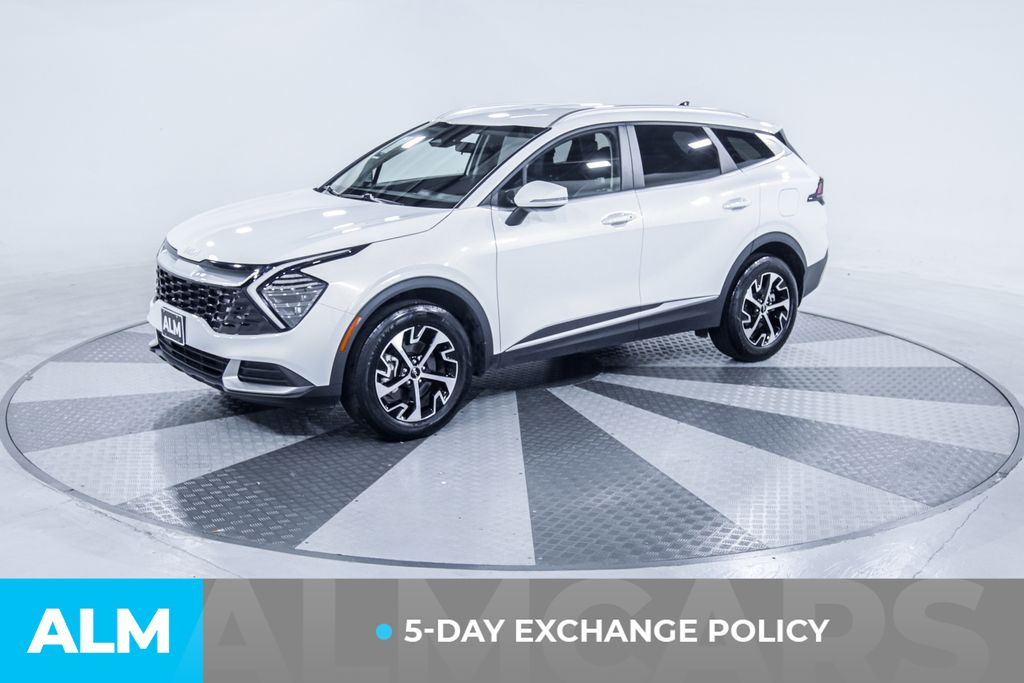 Used 2024 White Kia EX image 3