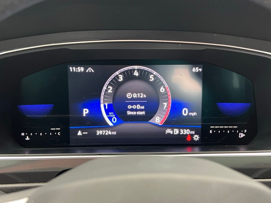 Thumbnail: 2022 Volkswagen Tiguan - 15