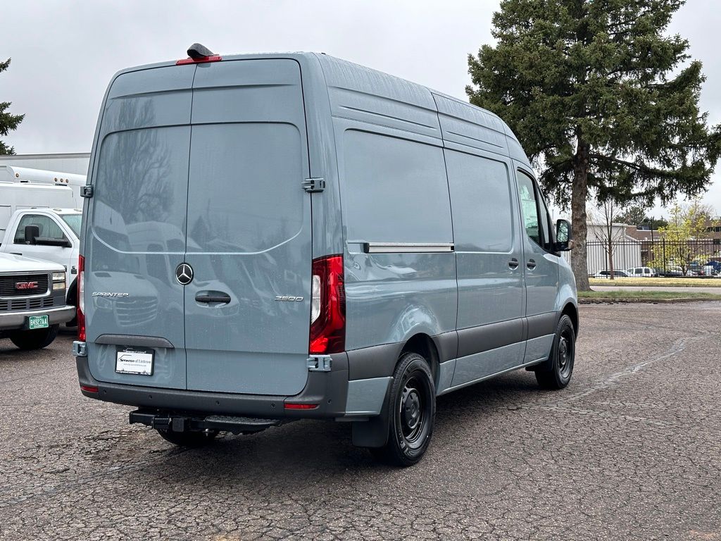 2024 Mercedes-Benz Sprinter 2500 Cargo 144 WB 5