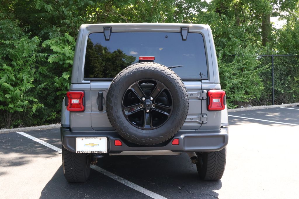 Thumbnail: 2021 Jeep Wrangler - 6