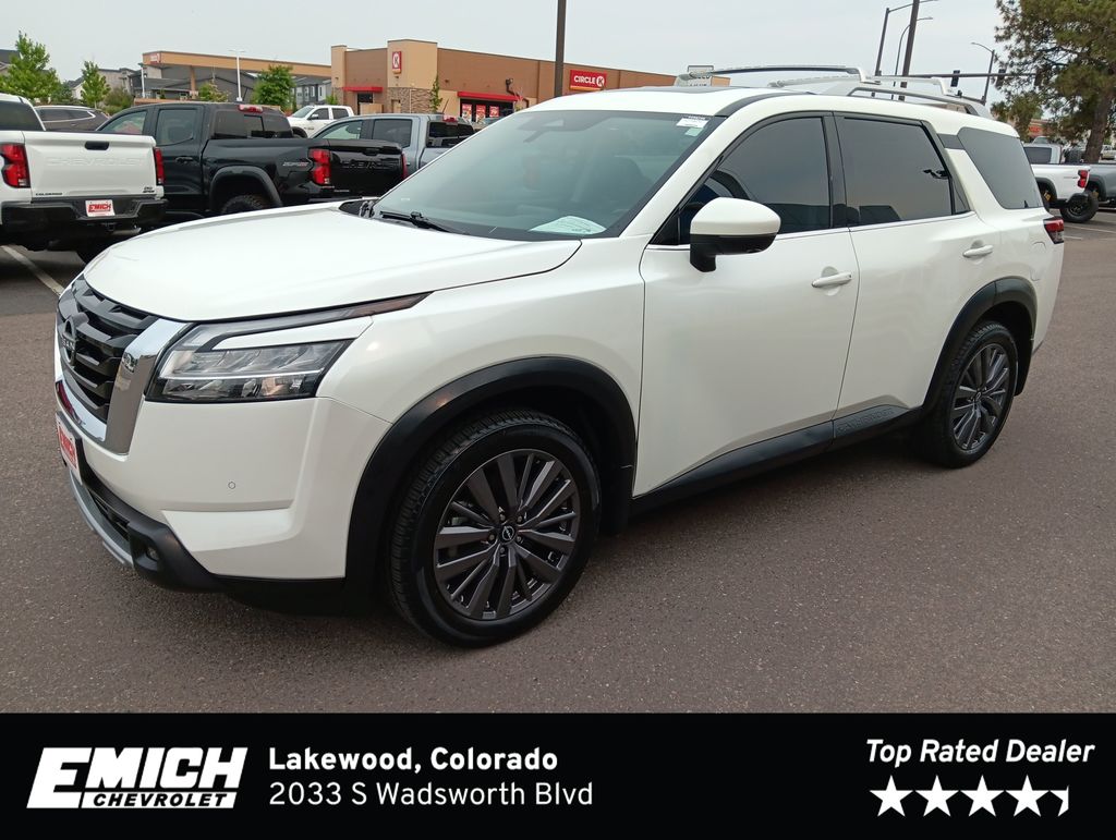 2023 Nissan Pathfinder SL 4WD