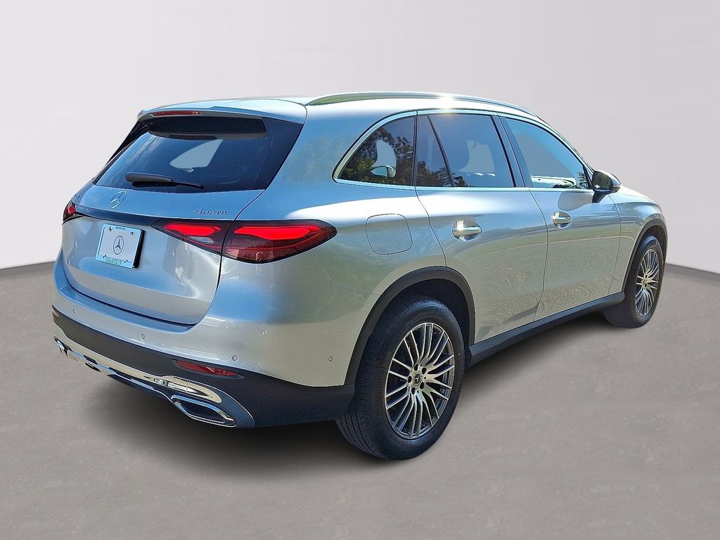 Thumbnail: 2025 Mercedes-Benz GLC - 4