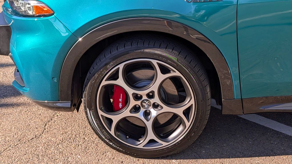 Used 2024 Alfa Romeo Tonale Veloce 4D Sport Utility