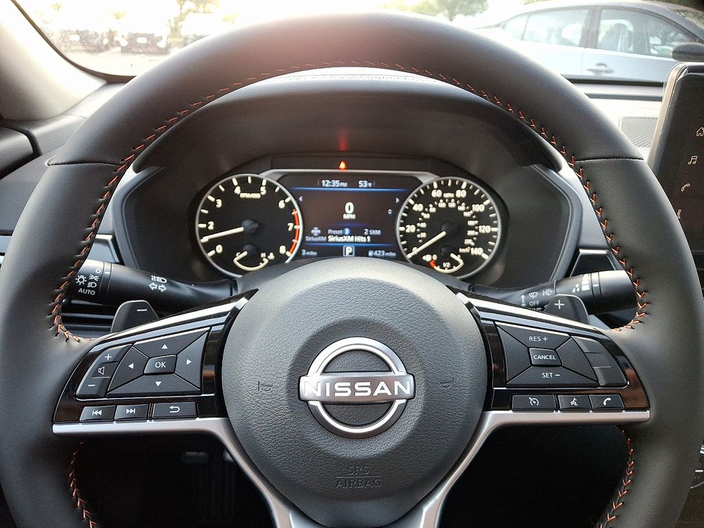 Thumbnail: 2025 Nissan Altima - 9