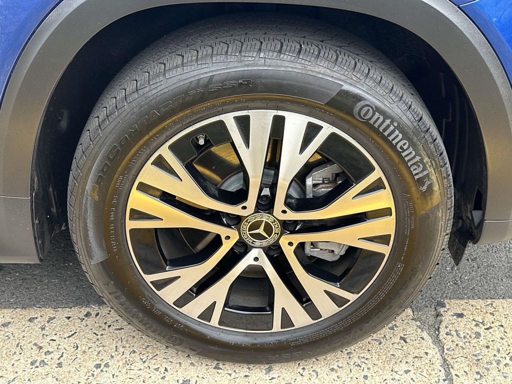 Thumbnail: 2024 Mercedes-Benz GLB - 17