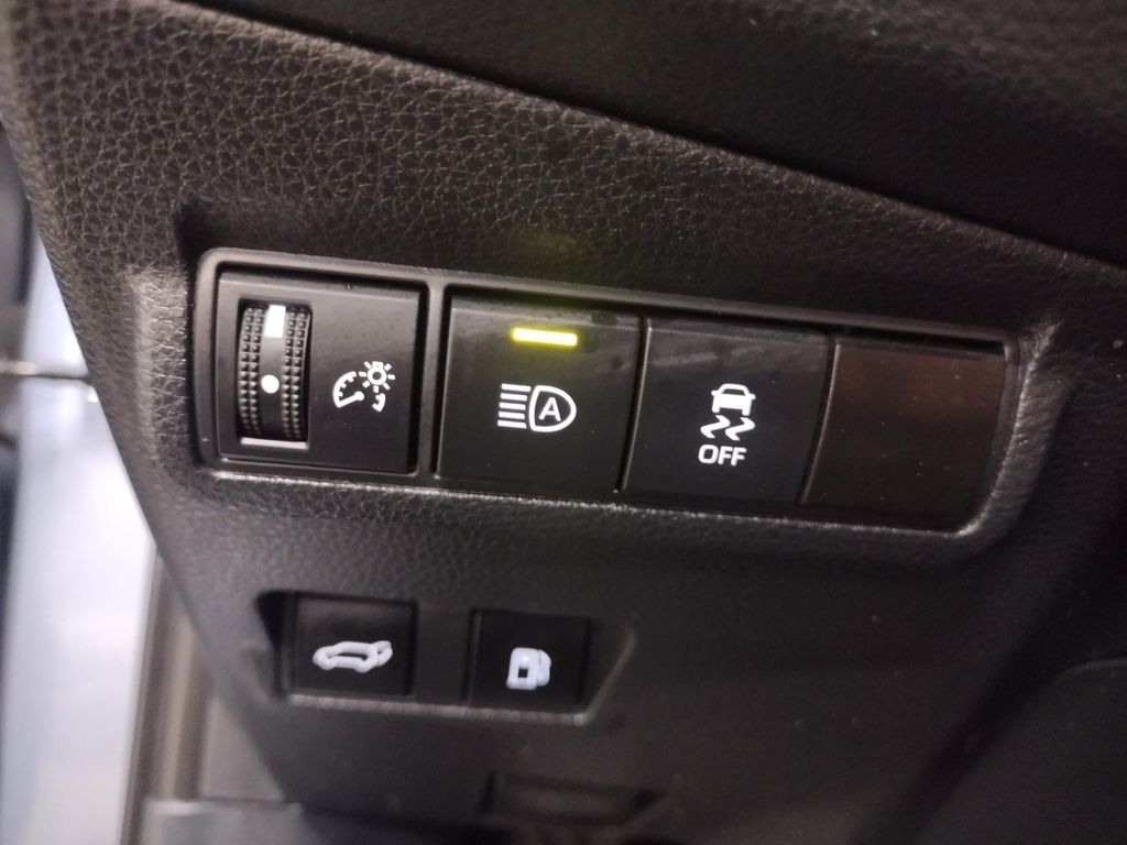 2023 Toyota Corolla Cross Hybrid XSE