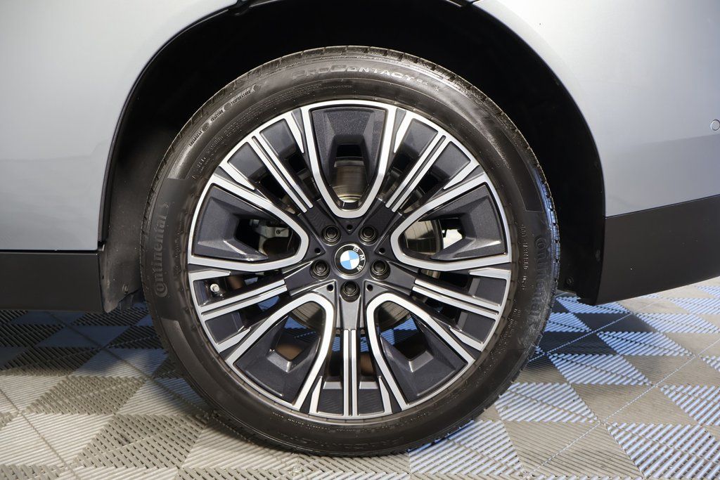 Thumbnail: 2025 BMW X3 - 16