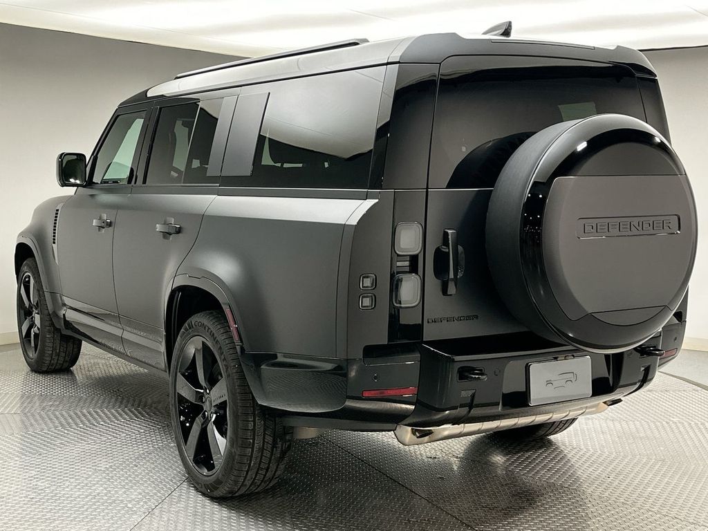 Thumbnail: 2026 Land Rover Defender - 11
