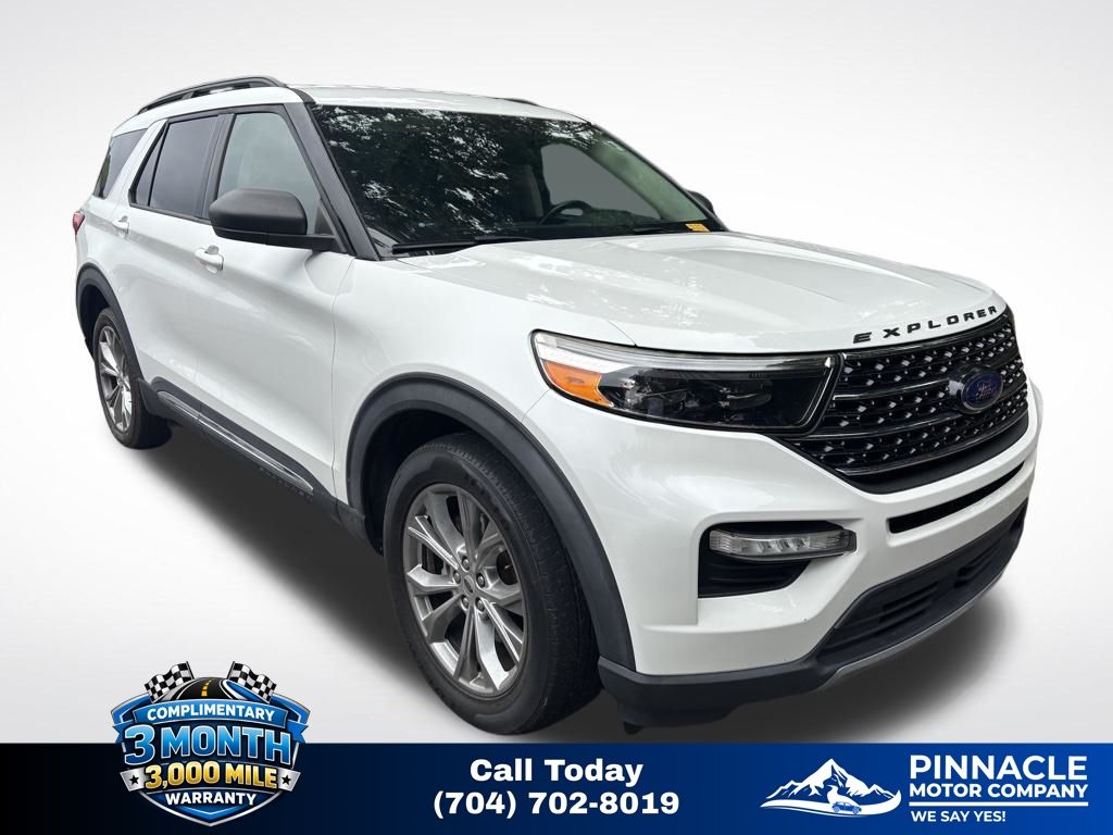 White Metallic 2020 Ford Explorer XLT RWD SUV / Crossover Rear-Wheel Drive Automatic