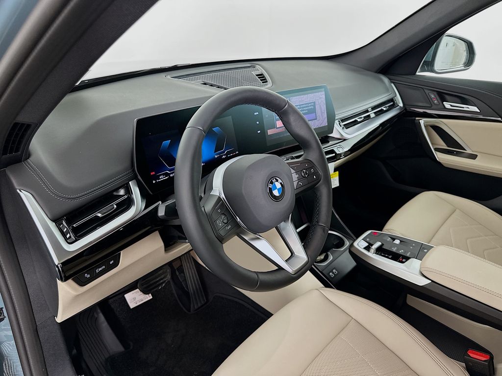 Thumbnail: 2025 BMW X1 - 9