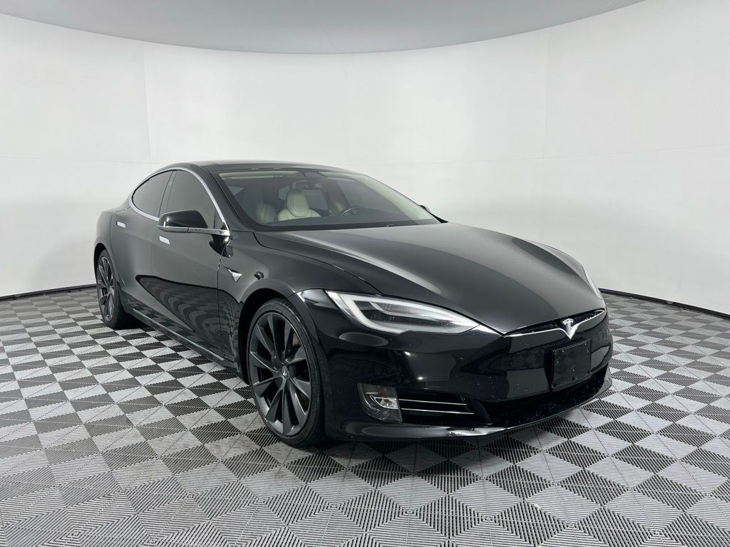 Thumbnail: 2019 Tesla Model S - 3