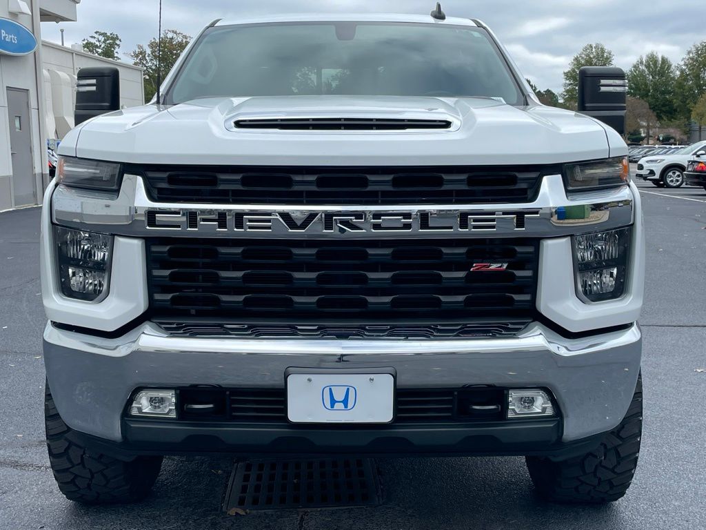 2022 Chevrolet Silverado 2500 LT 8