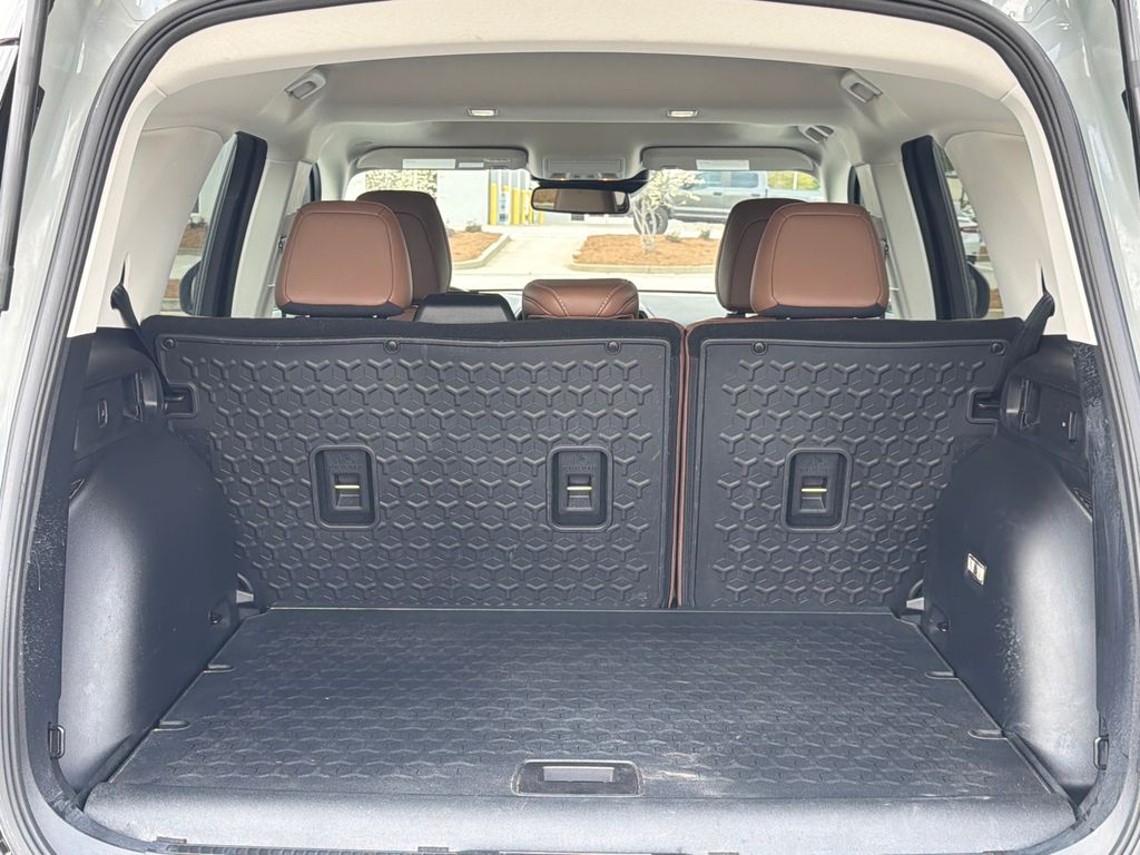 Used 2024 Gray Ford Outer Banks image 18