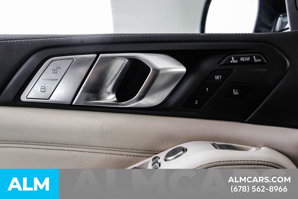 Used 2022 Black BMW xDrive40i image 55