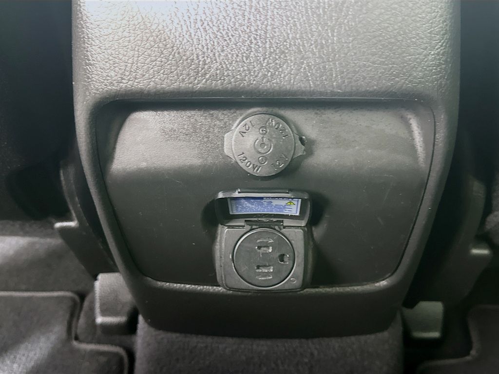 Used 2014 Silver Kia SX image 21