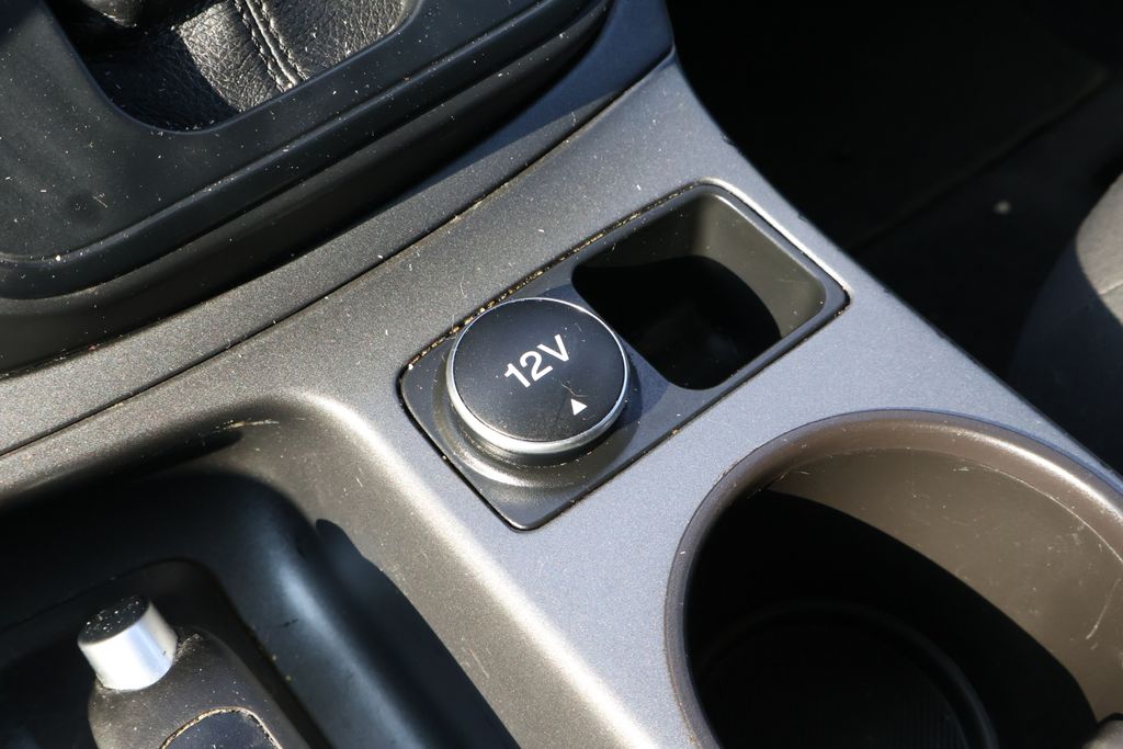 2014 Ford Escape S 28