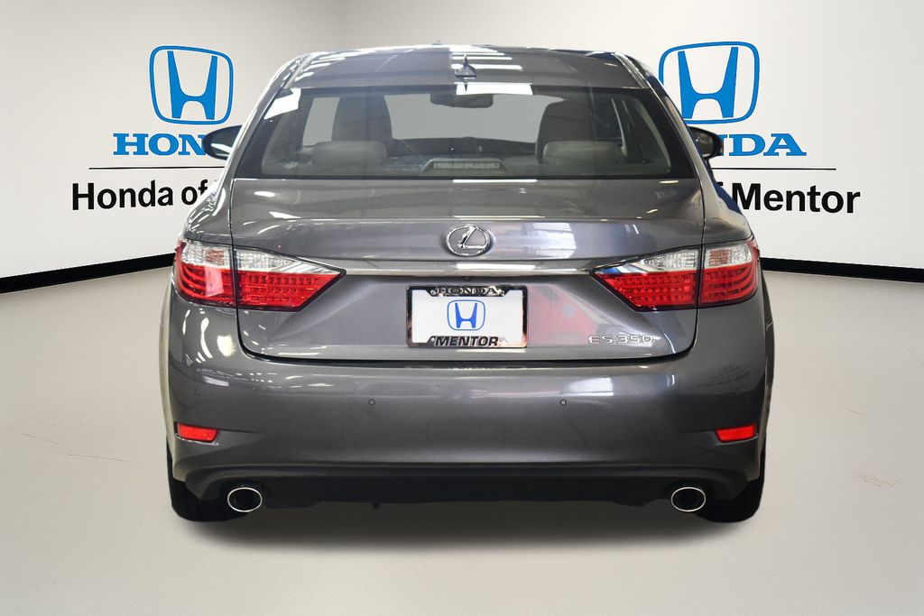 Thumbnail: 2013 Lexus ES - 4