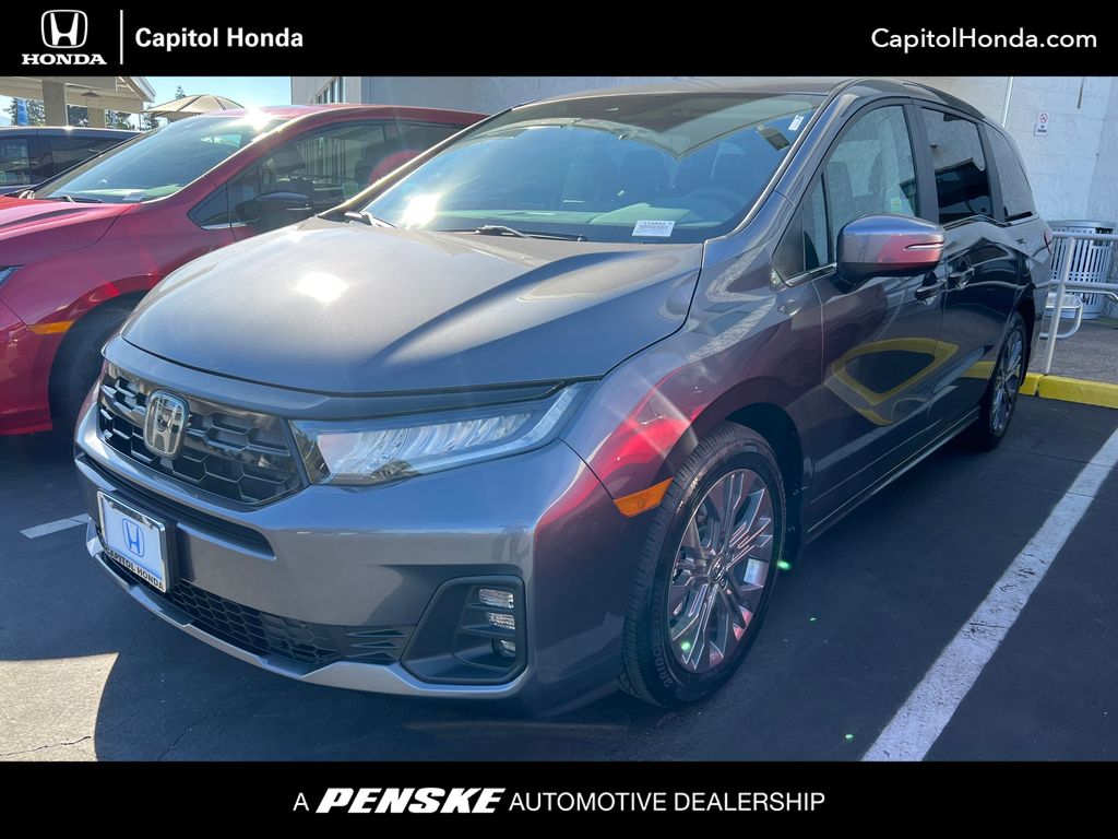 2025 Honda Odyssey Touring Hero Image