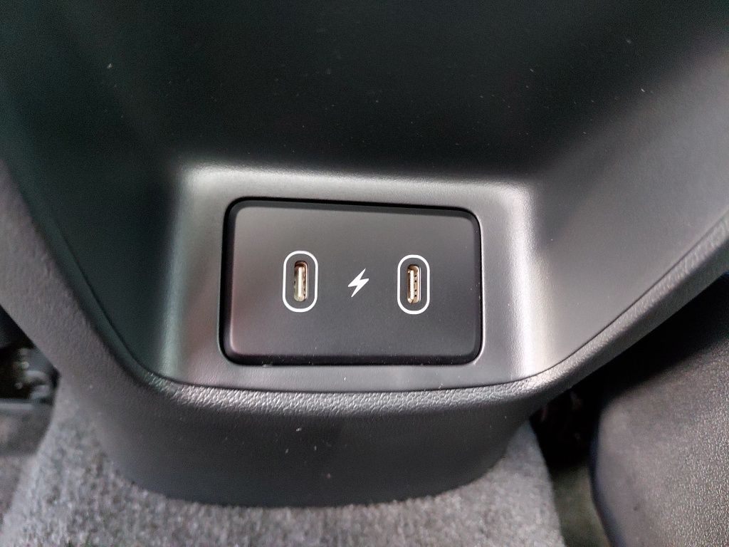 Thumbnail: 2025 Hyundai Elantra - 25