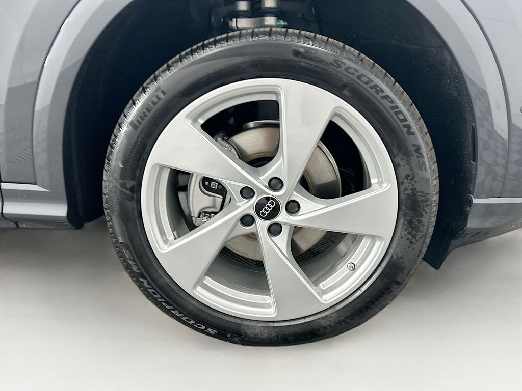 Thumbnail: 2025 Audi Q5 - 32