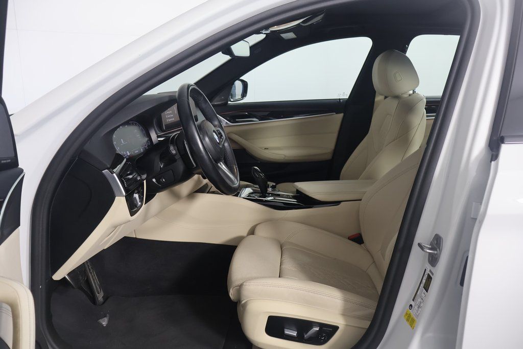 Thumbnail: 2023 BMW 5 Series - 7