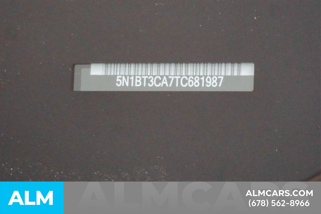 Used 2026 Black Nissan SL image 59
