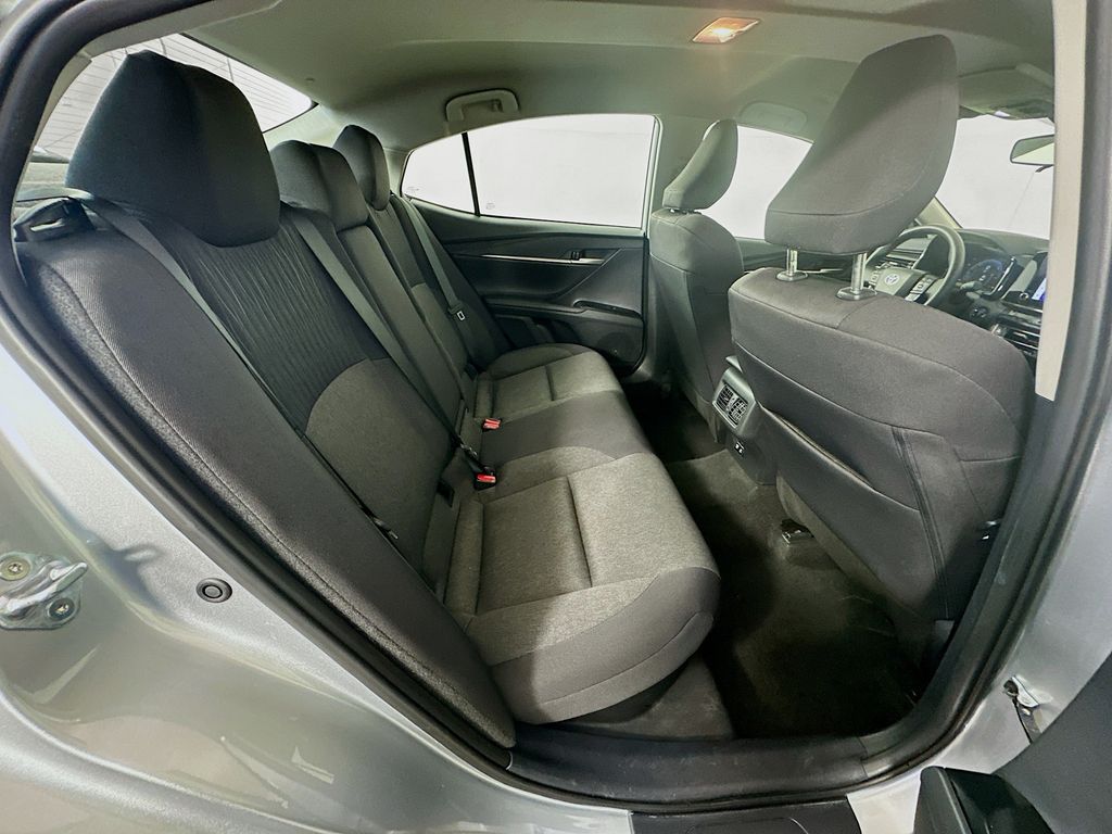 Thumbnail: 2025 Toyota Camry - 27