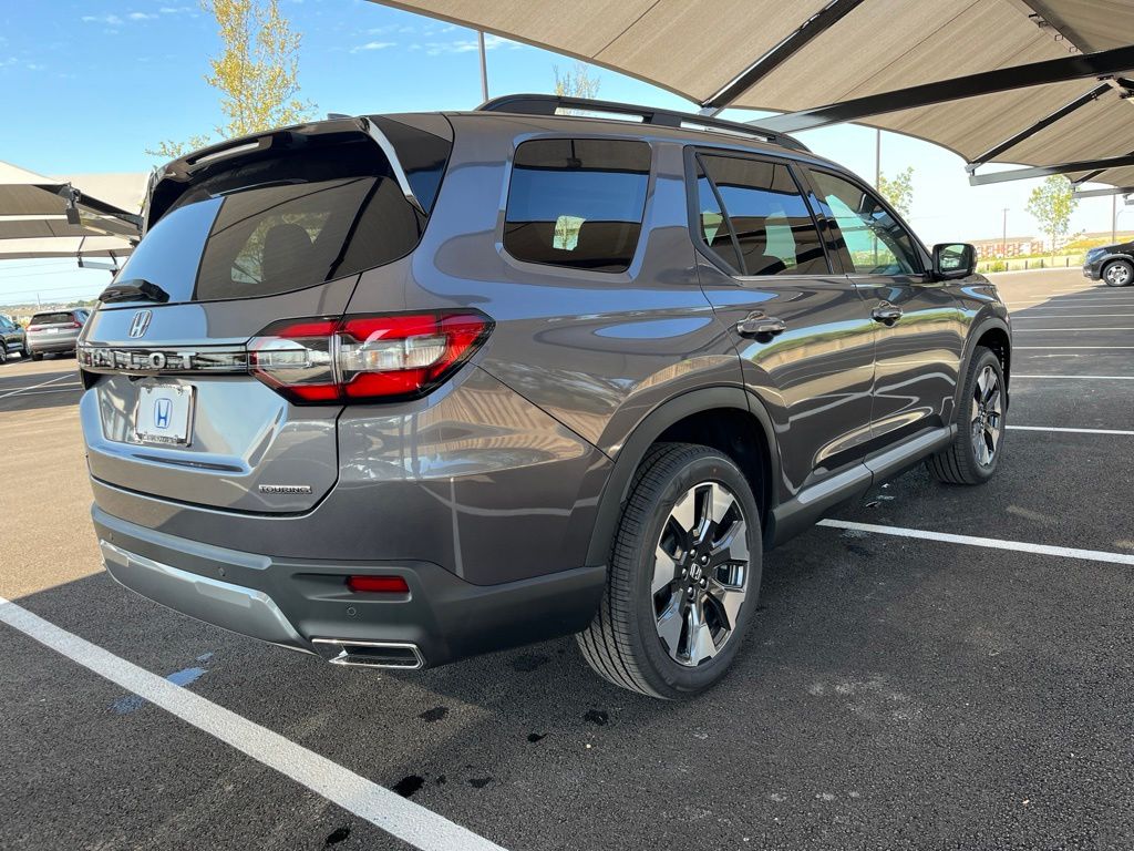 Thumbnail: 2026 Honda Pilot - 3