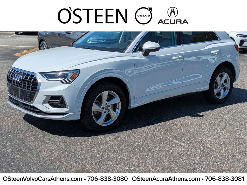 2019 Audi Q3 45 TFSI quattro Premium Plus