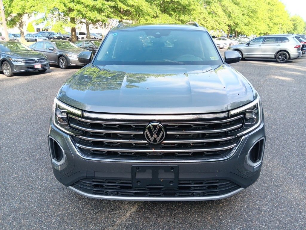 2024 Volkswagen Atlas 2.0T SE w/Technology 8