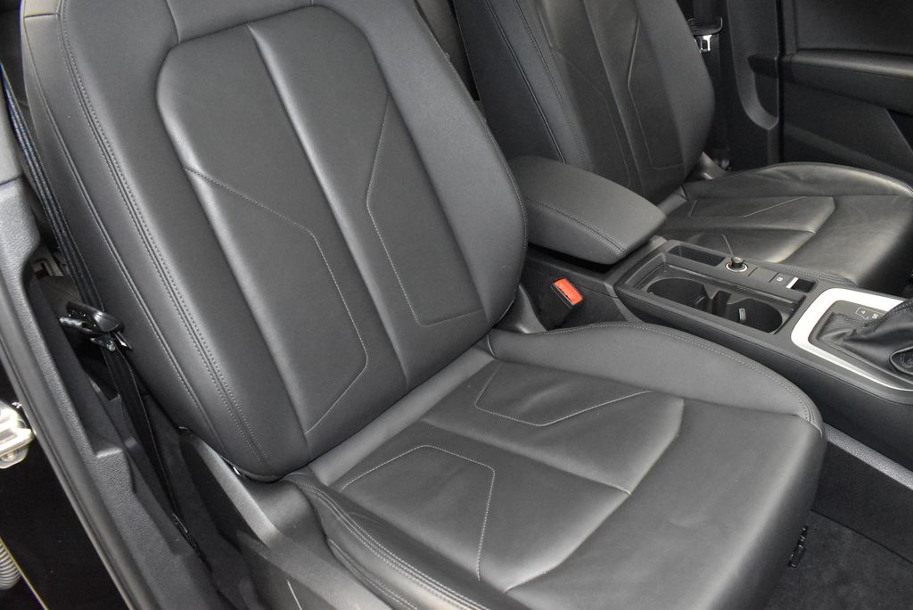 Thumbnail: 2023 Audi Q3 - 26