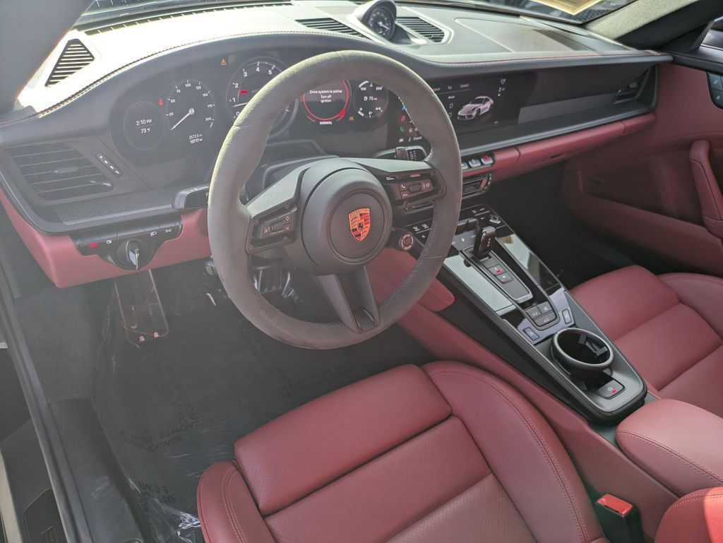 2023 Porsche 911 Carrera GTS 11