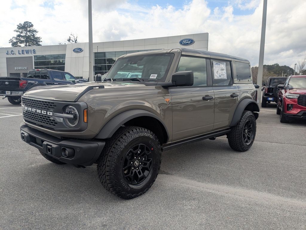 2026 Ford Bronco Badlands