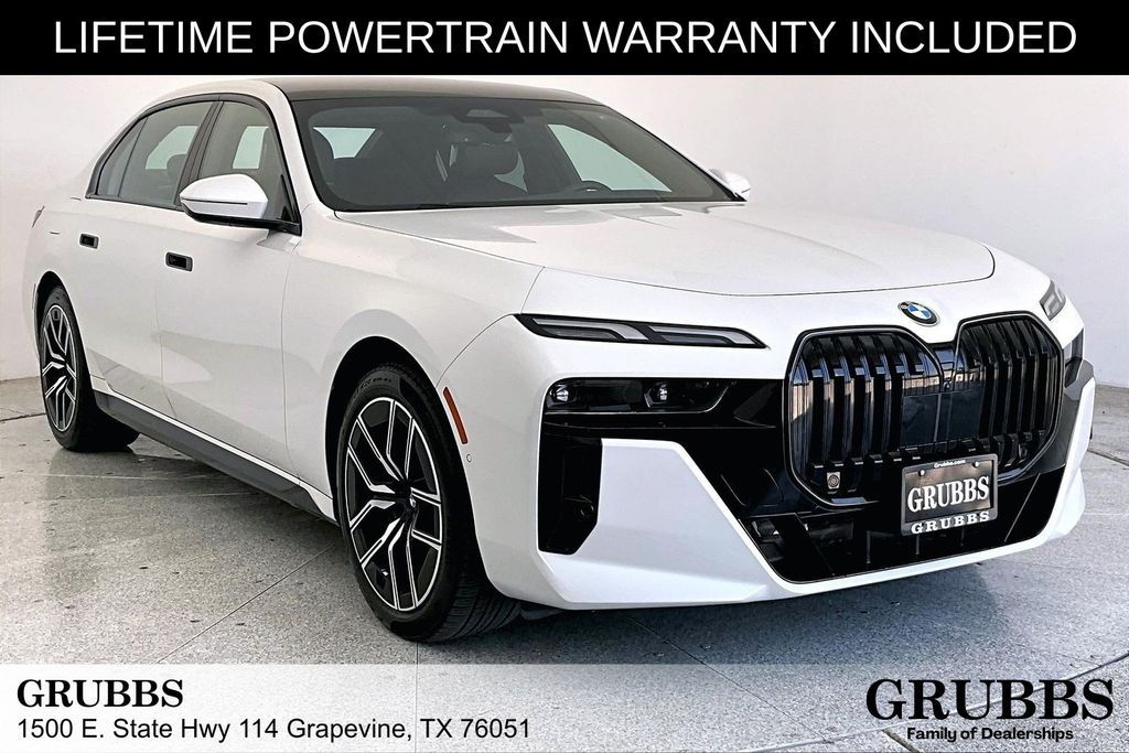 Alpine White 2026 BMW 7 Series Sedan Rear-Wheel Drive 8-Speed Automatic