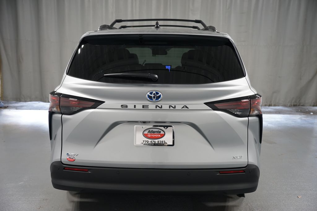 Thumbnail: 2025 Toyota Sienna - 7